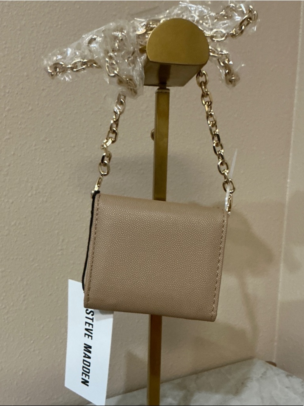 Steve Madden Beige Mini Crossbody with Gold Chain - Picture 2 of 4